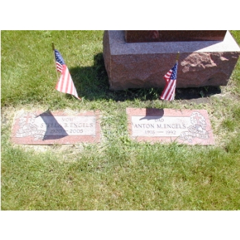 Schneiders_Cemetery 013.JPG